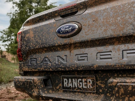 Embossed tailgate & LED taillights