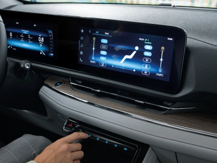 Dual-Zone Air Conditioning System