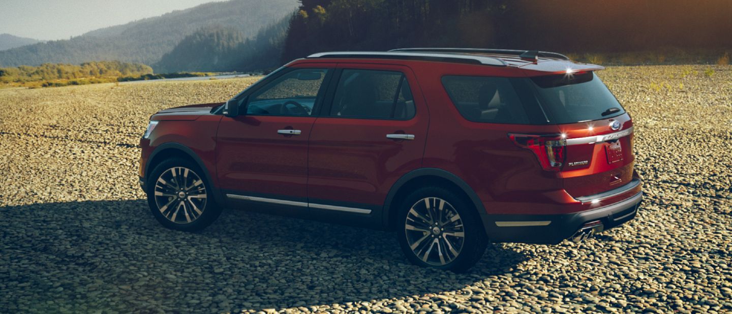 Ford Explorer Overview 7 Seater Family Suv Suvs And 4x4s Ford Ph