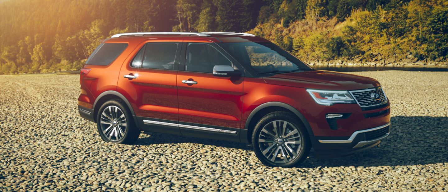 Ford Explorer Overview 7 Seater Family Suv Suvs And 4x4s Ford Ph