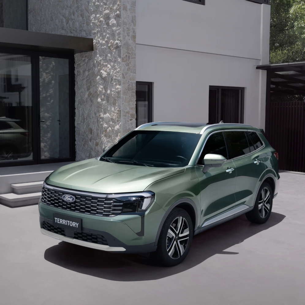 ford territory hybrid bold look on overview