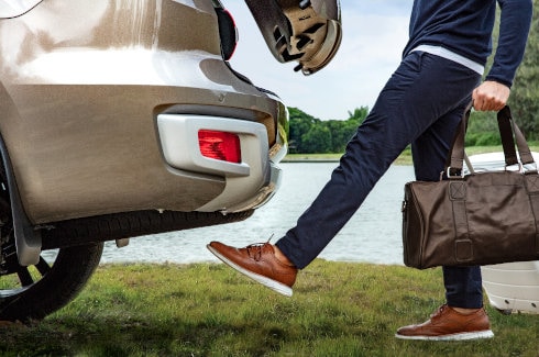 How Hands-Free Power Liftgate Works